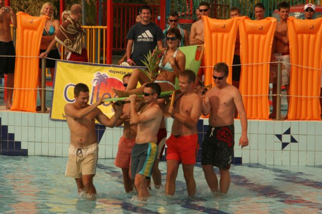 i/Kranj/Absolvent08/08-WaterCity/absolvent 2015.jpg_640.jpg